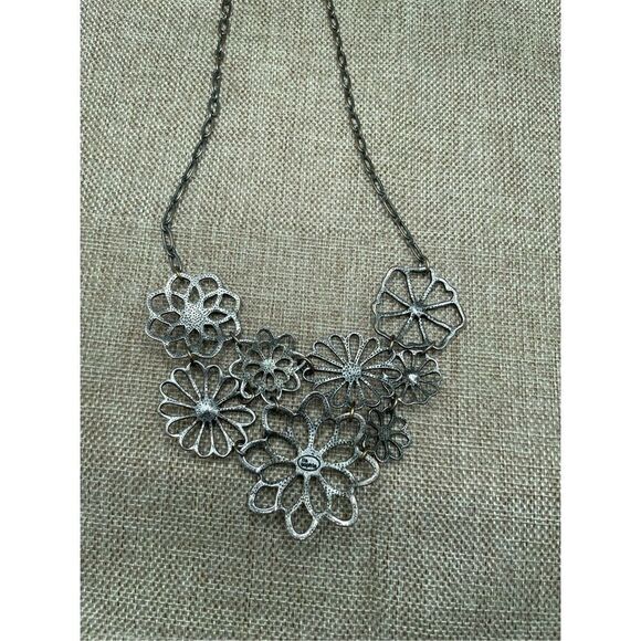 Lia Sophia Flower Design Necklace Accented With Crystals and Pearls Retired - Picture 6 of 7